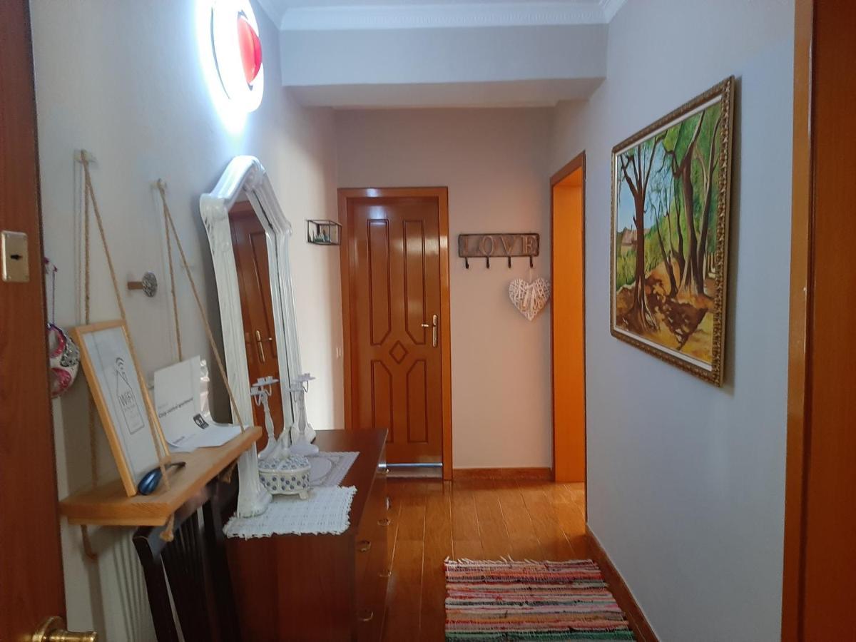 Cosy Central Apartment Shkodër Buitenkant foto