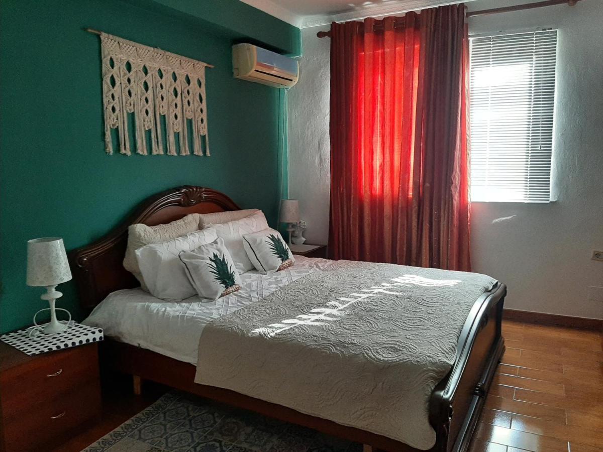 Cosy Central Apartment Shkodër Buitenkant foto
